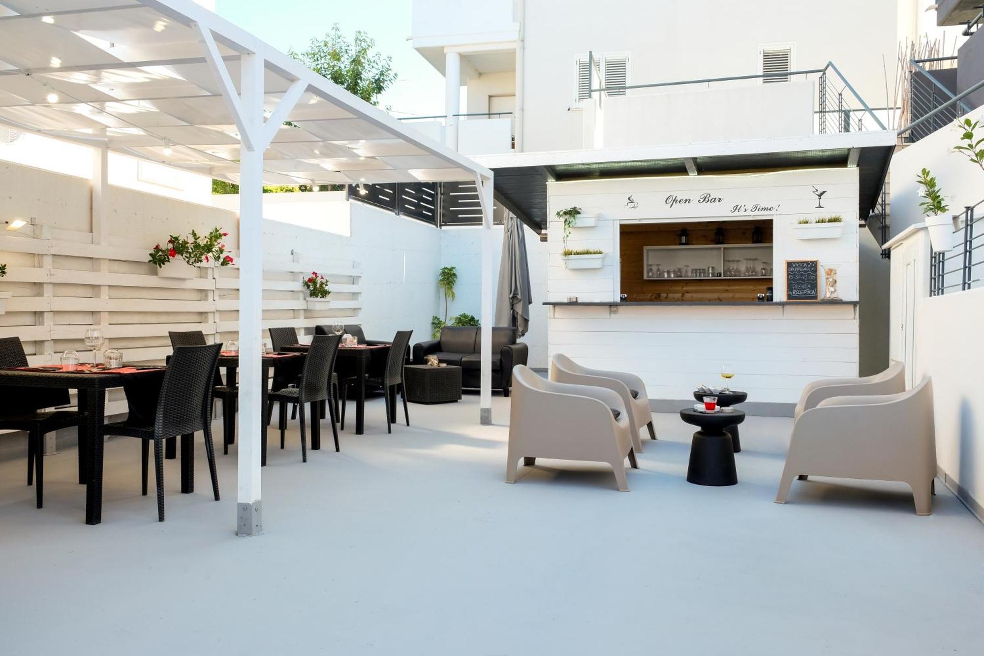 Villa Bianca Hotel & Spa Сан Салво Екстериор снимка