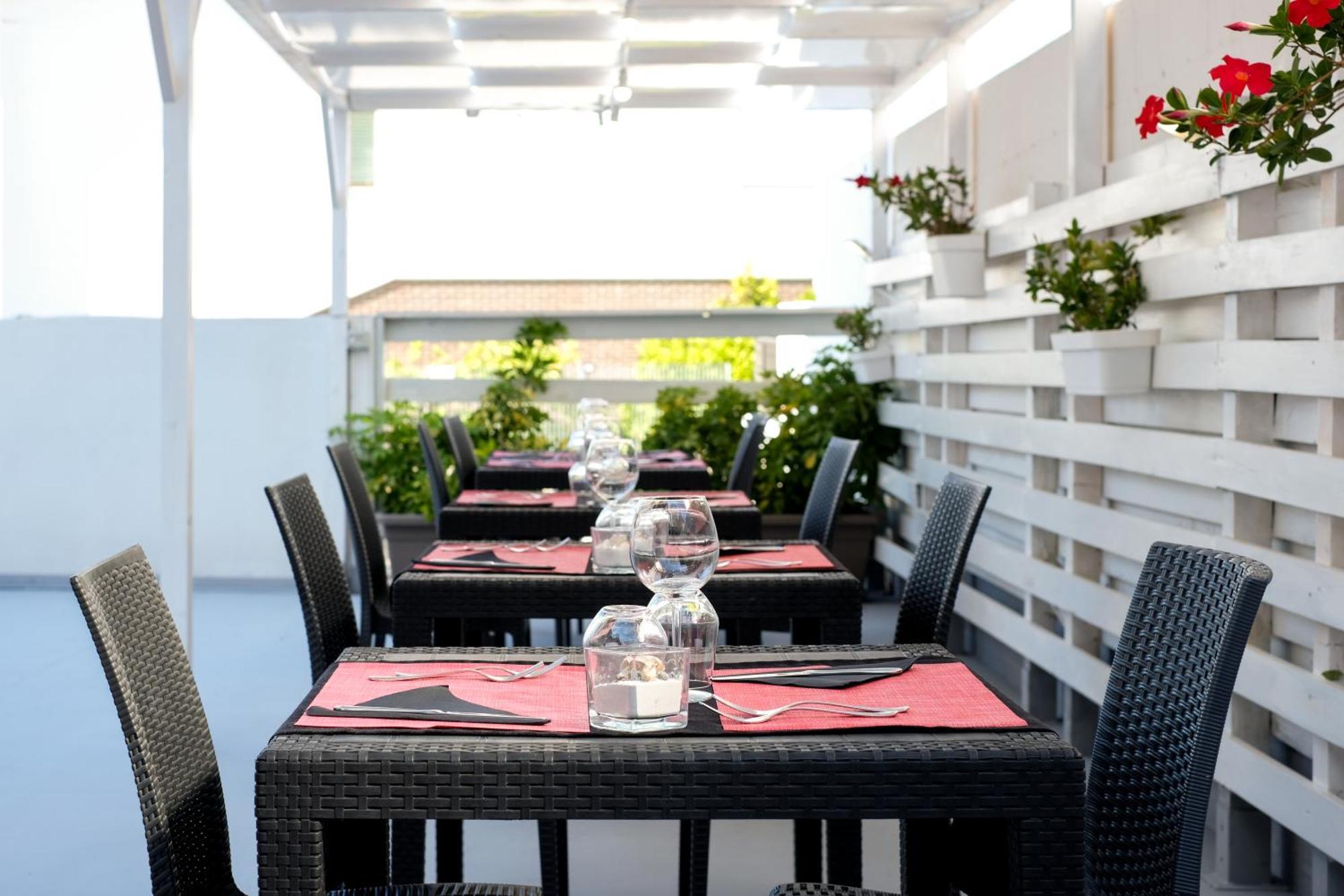 Villa Bianca Hotel & Spa Сан Салво Екстериор снимка