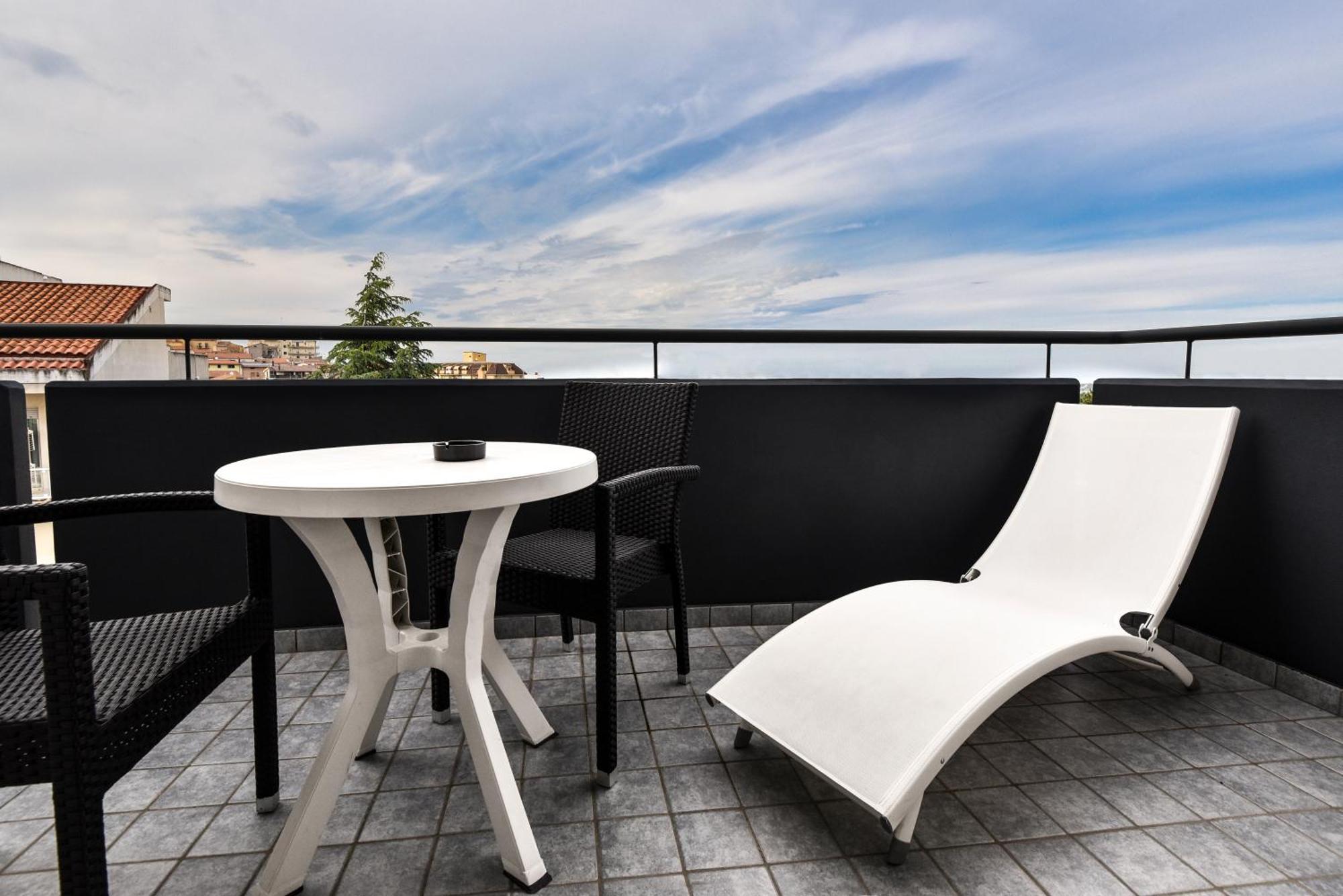 Villa Bianca Hotel & Spa Сан Салво Екстериор снимка